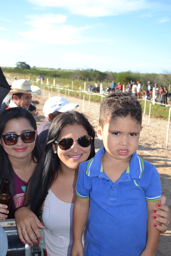 Final da Corrida de Cavalos agita tarde do segundo dia de festejos em Alegrete - Imagem 4