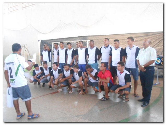 Prefeitura de Inhuma e Coordenadoria de Esportes recepciona atletas inhumenses com almoço - Imagem 6