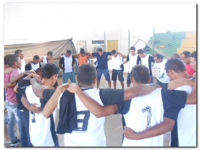 Prefeitura de Inhuma e Coordenadoria de Esportes recepciona atletas inhumenses com almoço - Imagem 9