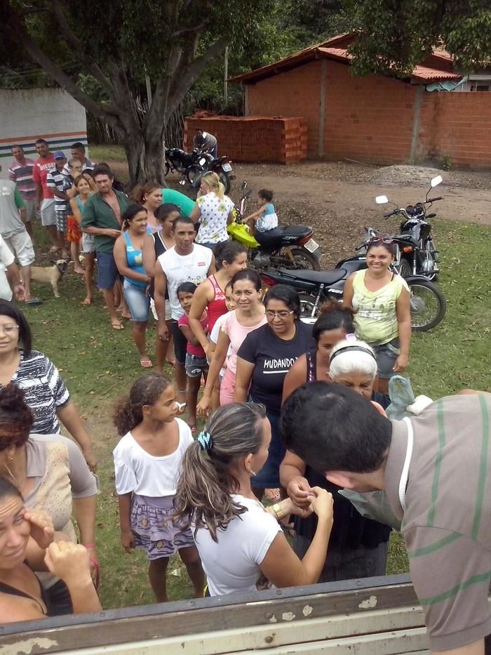 Prefeitura de Água Branca distribui duas toneladas de peixes a famílias carentes - Imagem 3