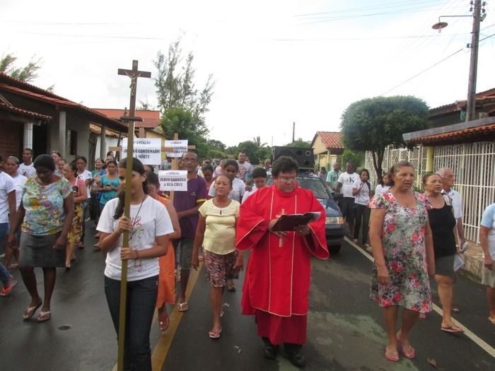 Fiéis acompanham a Via-Sacra em Agricolândia - Imagem 14