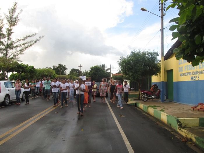 Fiéis acompanham a Via-Sacra em Agricolândia - Imagem 3
