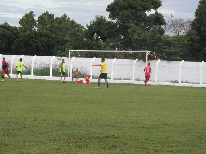 Pitombeira X Vila Nova na Final do Campeonato Beneficente no Estádio Alencazão  - Imagem 4