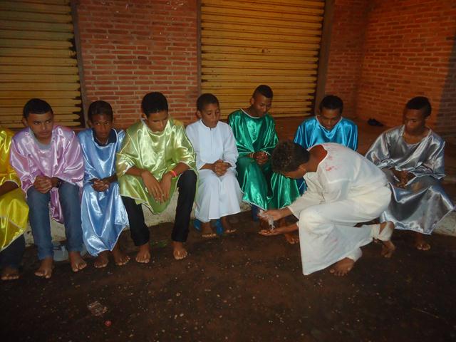 Grupo de Teatro Cutucamente Realiza o Espetáculo Paixão de Cristo - Imagem 21