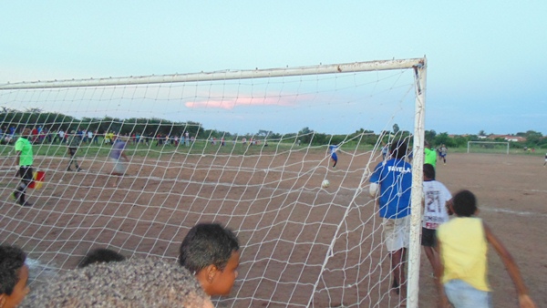 Varjota vence nos pênaltis a Favela e enfrentará o Juventude Cigano na final do campeonato municipal  - Imagem 10