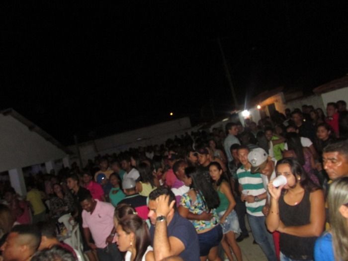 Furacão do Forró Lota o CSA Club na Festa Sábado de Aleluia em Agricolândia - Imagem 3