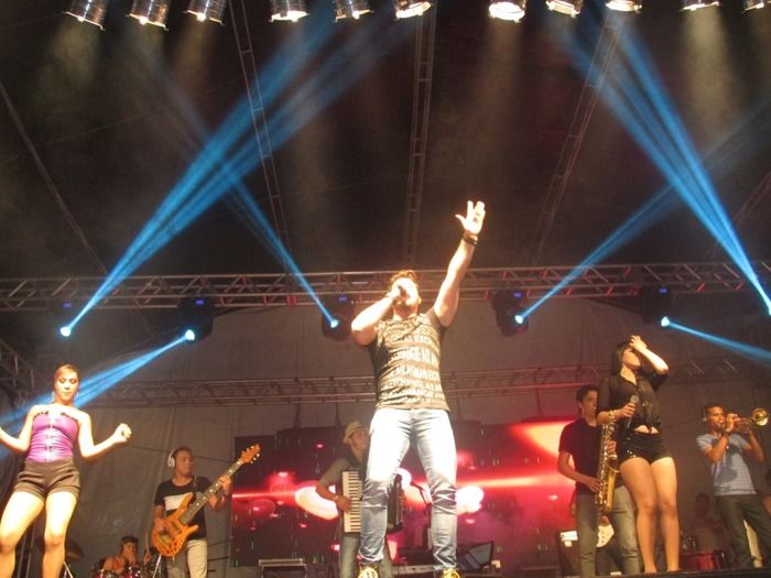 Furacão do Forró Lota o CSA Club na Festa Sábado de Aleluia em Agricolândia - Imagem 21