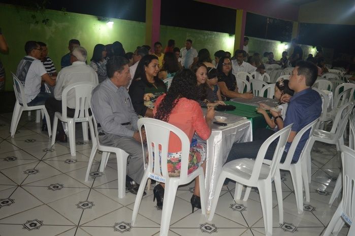Churrasco e jantar de comemoração pela formatura em Serviço Social de Lilian Raquel. - Imagem 1