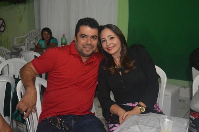 Churrasco e jantar de comemoração pela formatura em Serviço Social de Lilian Raquel. - Imagem 23