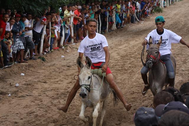 Público Prestigiou a Semana Santa No Brejo da Fortaleza - Imagem 58