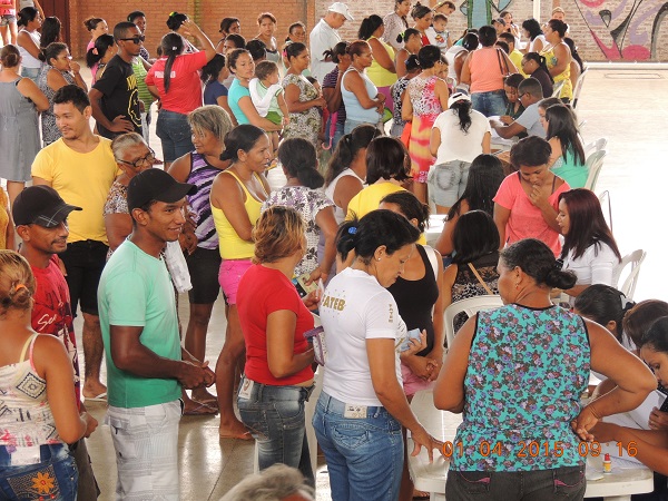 Prefeitura de Monsenhor Gil, realiza distribuição de cestas básicas  - Imagem 10