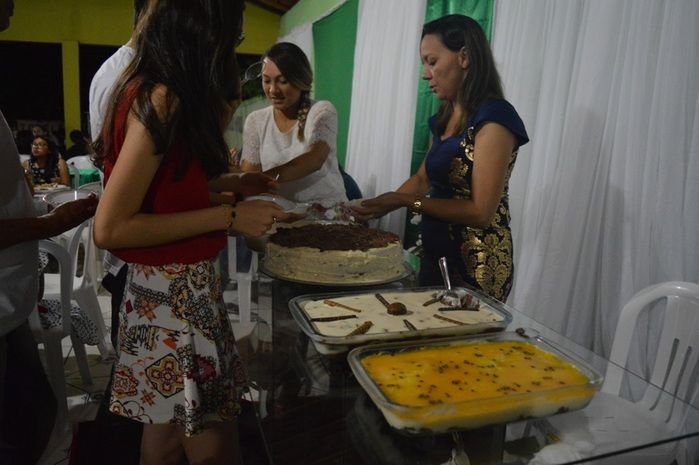 Churrasco e jantar de comemoração pela formatura em Serviço Social de Lilian Raquel. - Imagem 80