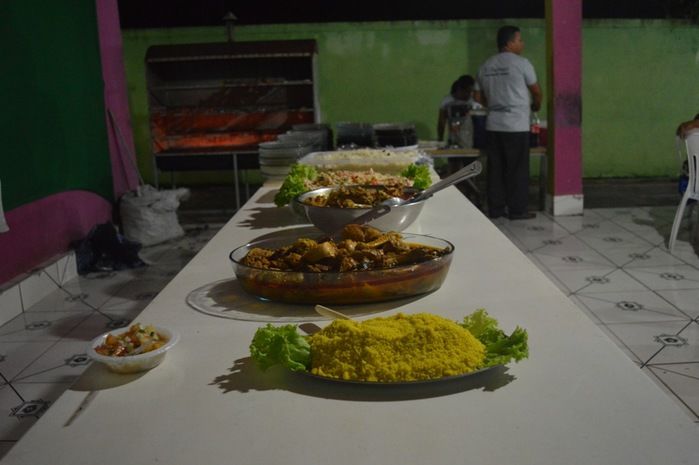 Churrasco e jantar de comemoração pela formatura em Serviço Social de Lilian Raquel. - Imagem 68