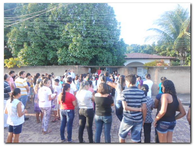 Procissão da Via Sacra em Inhuma - Imagem 5