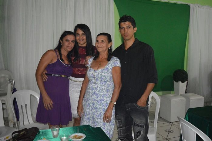 Churrasco e jantar de comemoração pela formatura em Serviço Social de Lilian Raquel. - Imagem 47