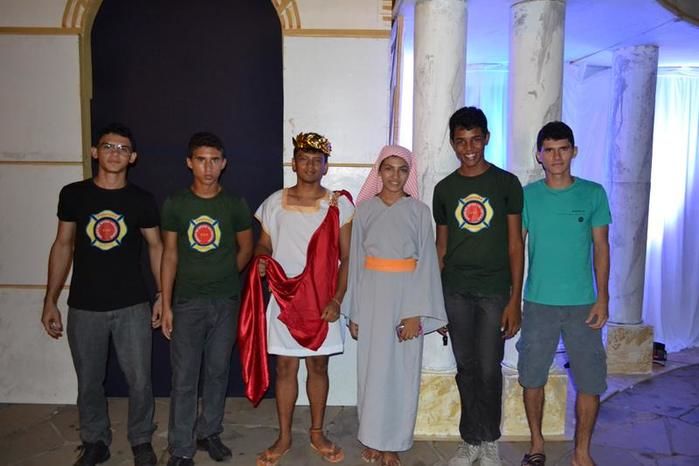 Via Sacra emociona população barrense - Imagem 42