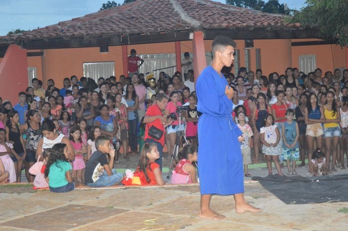 Sucesso de publico prestigiam a apresentação da encenação da Paixão e Crucificação de Cristo 2015 - Imagem 42