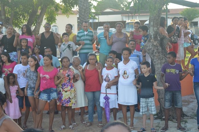 Sucesso de publico prestigiam a apresentação da encenação da Paixão e Crucificação de Cristo 2015 - Imagem 9