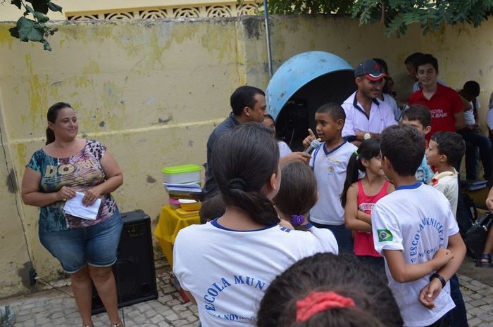 Resgatando a cultura popular; escolas municipais realizam malhação do Judas - Imagem 3