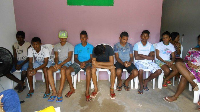 Jovens participam de encontro - Imagem 2