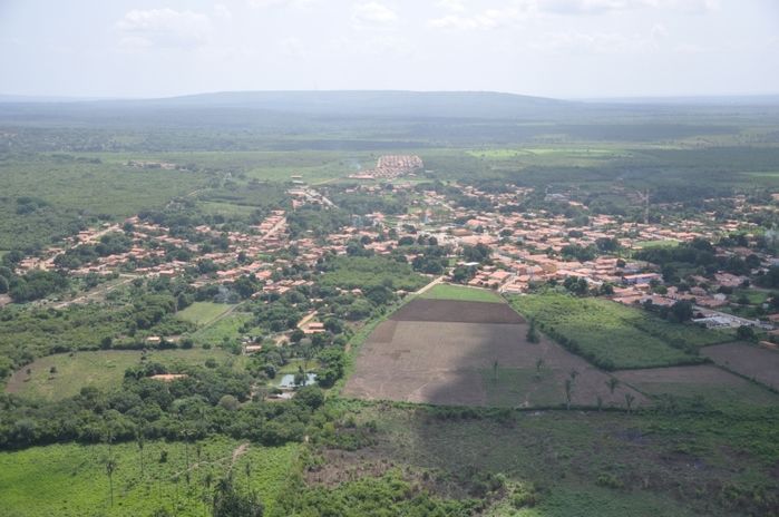 Vista Aérea de Agricolândia e sua História pela Família dos Leal  - Imagem 1