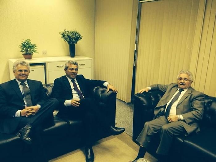 Prefeito vai a Brasília para conferir a tramitação dos projetos - Imagem 2