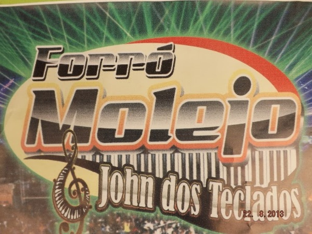 Forró molejo dia 11 Sábado na concentração de Barracas 