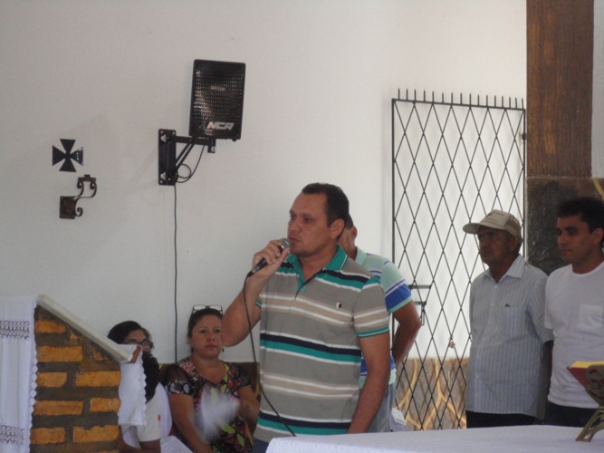 Prefeito Tintin participa da Missa do dia dos trabalhadores - Imagem 8