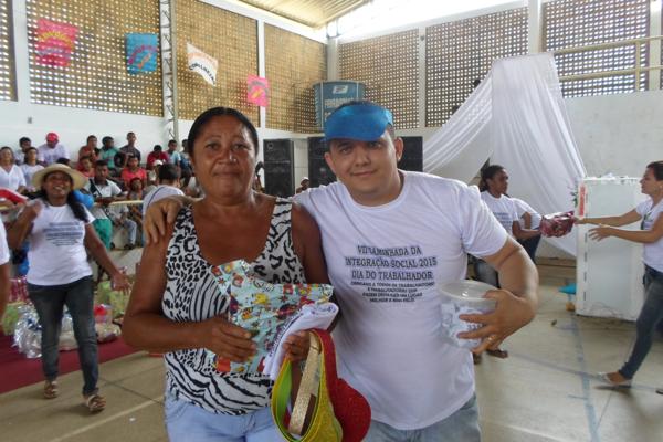 Amarante : IIV Caminhada da Integração Social em homenagem ao dia do trabalhador reúne mais de 2000 pessoas - Imagem 279