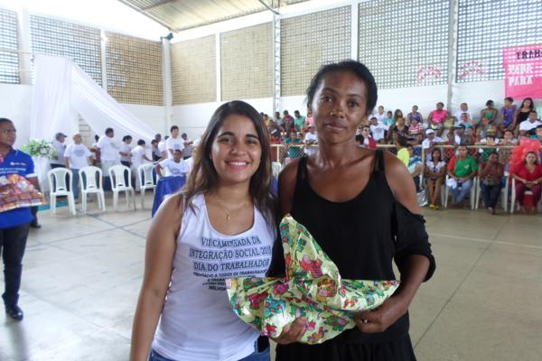 Amarante : IIV Caminhada da Integração Social em homenagem ao dia do trabalhador reúne mais de 2000 pessoas - Imagem 263