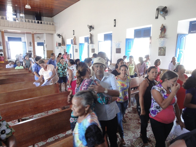 Prefeito Tintin participa da Missa do dia dos trabalhadores - Imagem 21