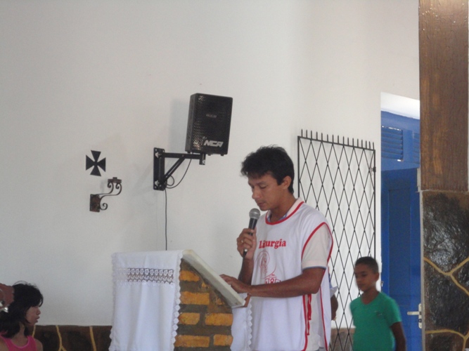 Prefeito Tintin participa da Missa do dia dos trabalhadores - Imagem 1