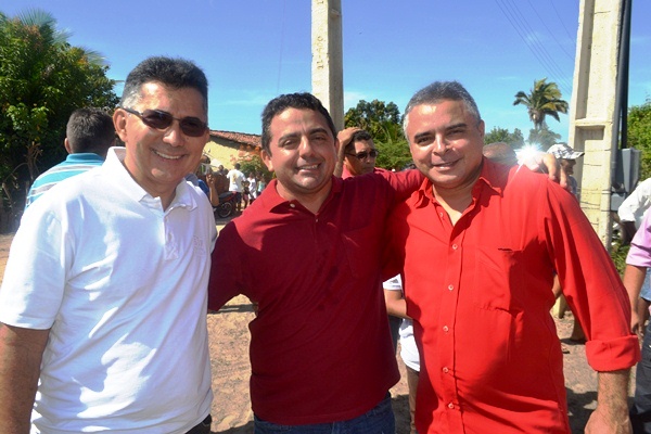 Prefeitura e SAAE inauguram sistema de água na comunidade Água Fria - Imagem 4