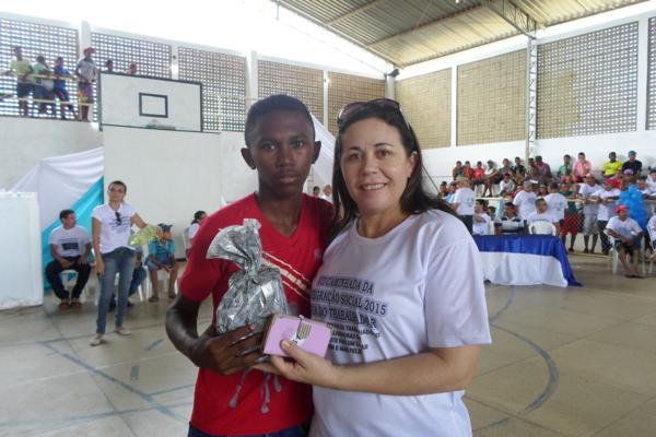 Amarante : IIV Caminhada da Integração Social em homenagem ao dia do trabalhador reúne mais de 2000 pessoas - Imagem 252