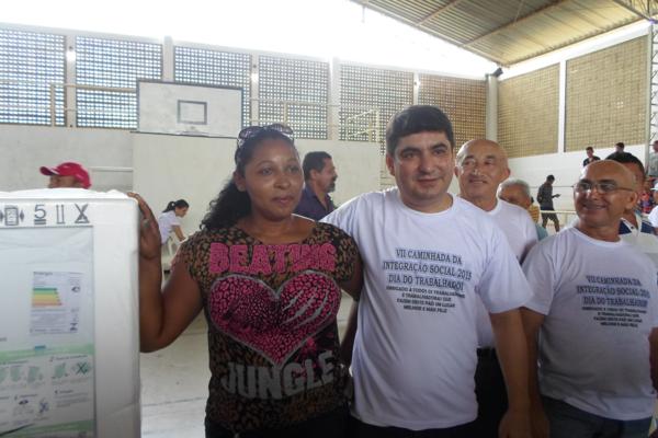 Amarante : IIV Caminhada da Integração Social em homenagem ao dia do trabalhador reúne mais de 2000 pessoas - Imagem 328