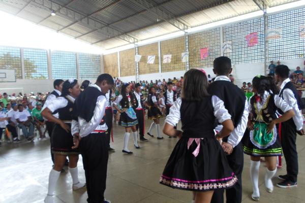 Amarante : IIV Caminhada da Integração Social em homenagem ao dia do trabalhador reúne mais de 2000 pessoas - Imagem 245