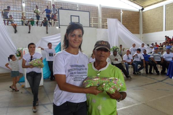 Amarante : IIV Caminhada da Integração Social em homenagem ao dia do trabalhador reúne mais de 2000 pessoas - Imagem 250