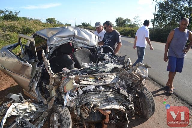 Domingo das mães começa com duas mortes na Br 316  - Imagem 5