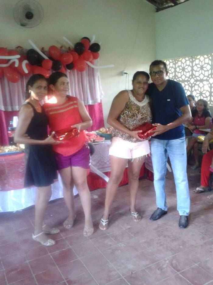 Escola faz Homenagem as Mães - Imagem 18