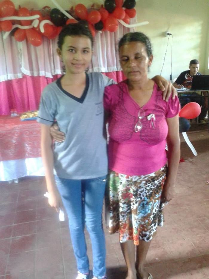 Escola faz Homenagem as Mães - Imagem 31