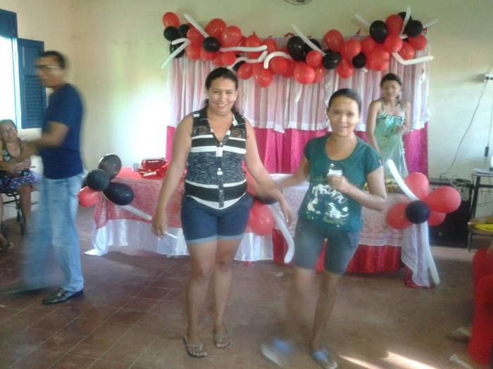 Escola faz Homenagem as Mães - Imagem 1