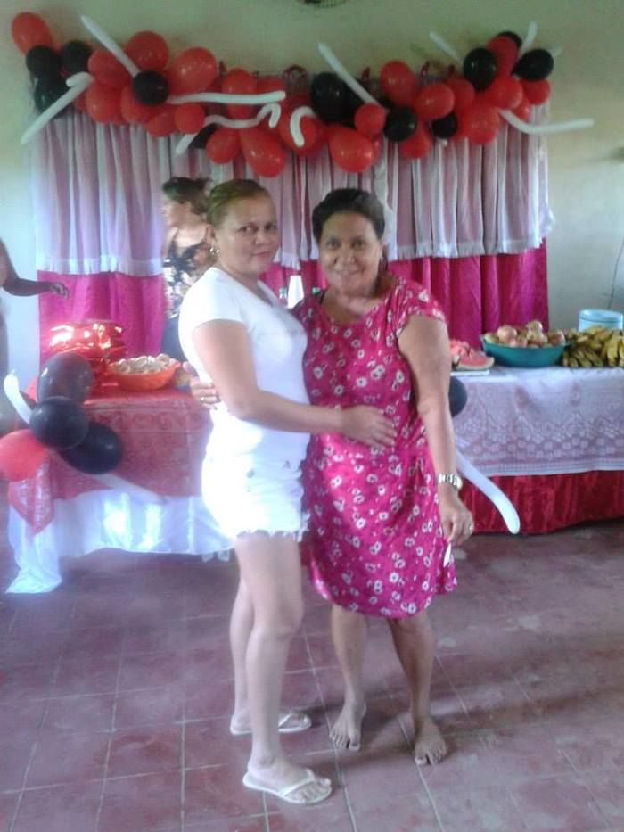 Escola faz Homenagem as Mães - Imagem 17