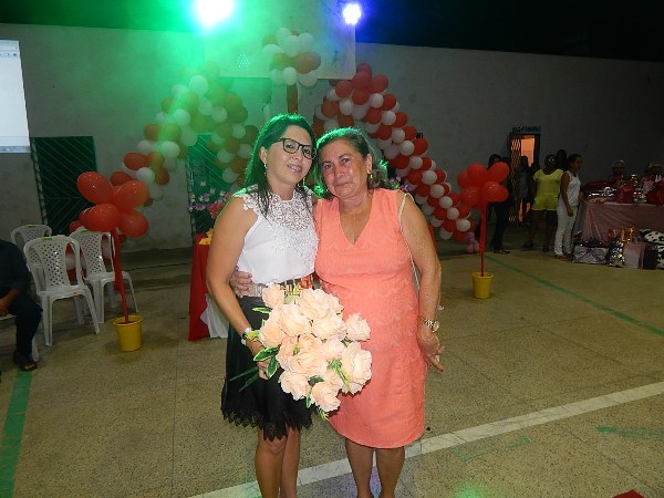 Prefeitura de Lagoinha realiza mega festa para as Mães no Município - Imagem 12