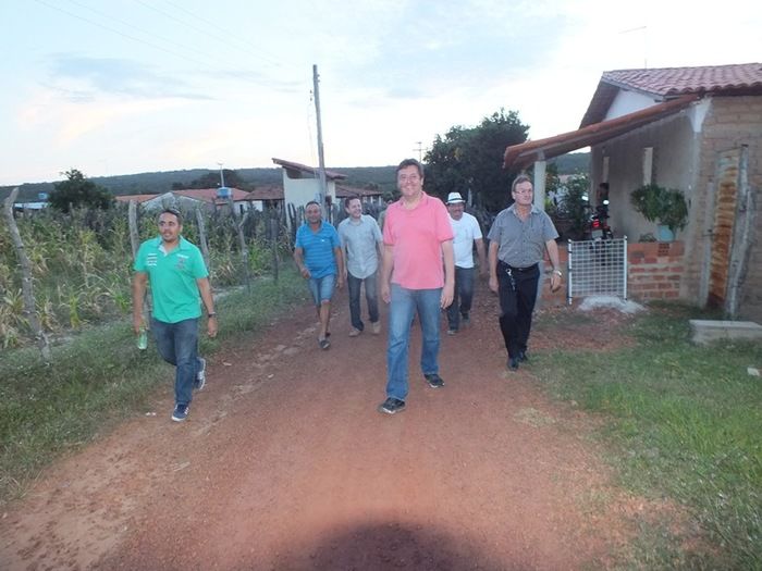 Vereadores de Dom Expedito Lopes inauguram estrada vicinal - Imagem 13