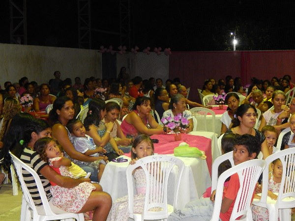 Prefeitura de Lagoinha realiza mega festa para as Mães no Município - Imagem 5