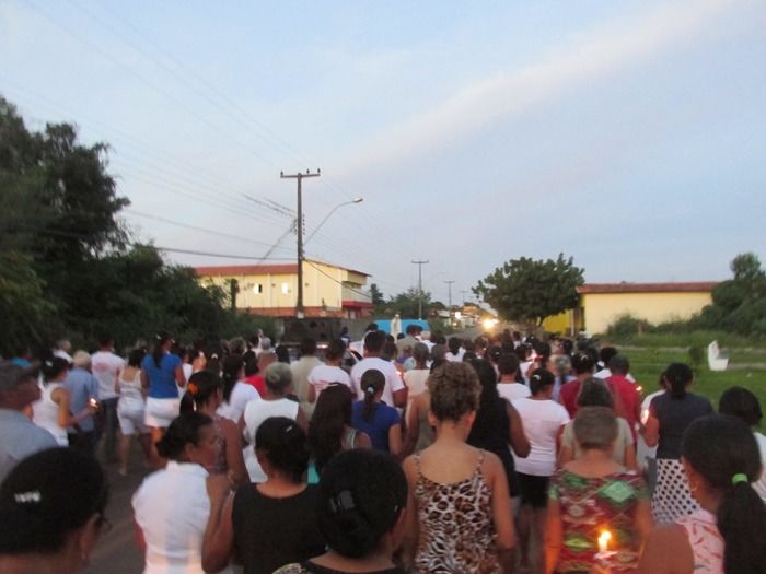 Fieis Participam da Procissão de Encerramento dos Festejos de Nossa Senhora de Fátima em Agricolândia - Imagem 5