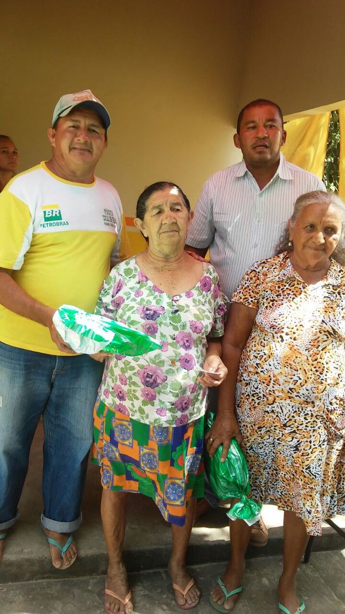 Festa das Mães na Comunidade Faveira foi marcada pela entrega de presentes para todas as presentes. - Imagem 9