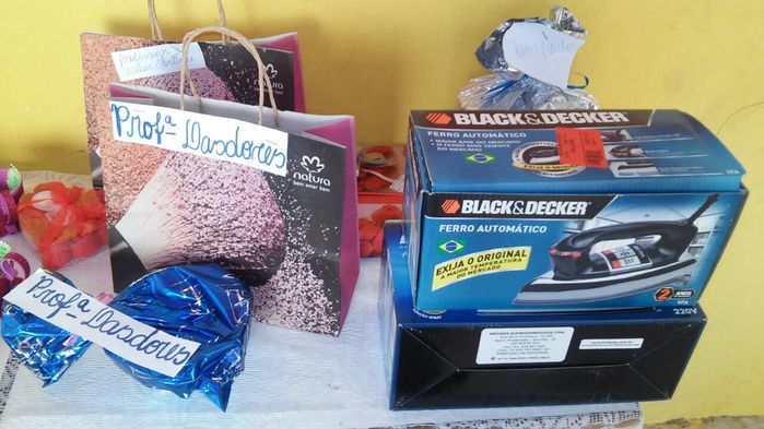 Festa das Mães na Comunidade Faveira foi marcada pela entrega de presentes para todas as presentes. - Imagem 25