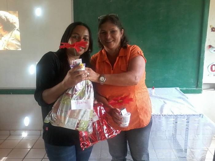 Mães da comunidade Boa Vista são homenageadas pela Escola Maria Vitória - Imagem 3