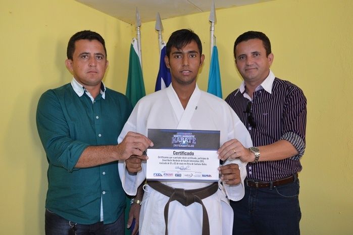 Vereador Roberto Moura se destaca frente à presidência da câmara de vereadores de Vila Nova - Imagem 5